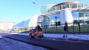 Bornova’da yollar yenileniyor