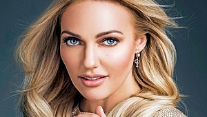 Meryem Uzerli hangi Hollywood yıldızıyla poz verdi