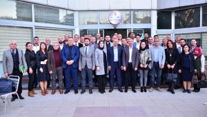 AK Parti Bayraklı’da yürütme ve yönetim kurulu oluştu