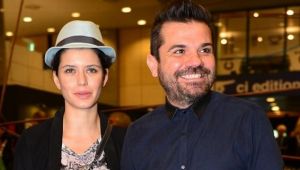 Beren Saat'ten boşanma iddiasına olay yanıt!