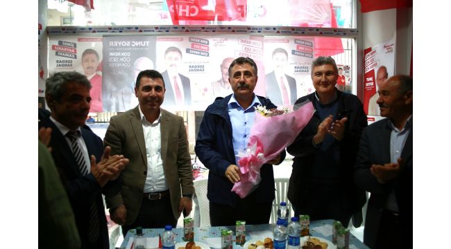 CHP'li Sandal, Bayraklı'da engellilerle buluştu