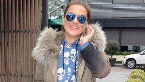 Demet Akalın'ın keyfi yerinde