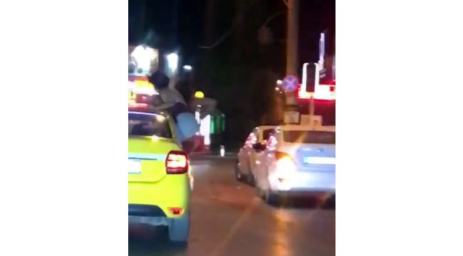 İki genç kadından takside tehlikeli hareketler