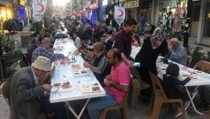 AK Parti’den Kemalpaşa'da iftar programı