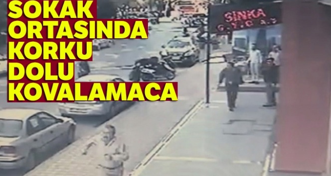 Esenyurt’ta sokak ortasında silahlı kovalamaca kamerada