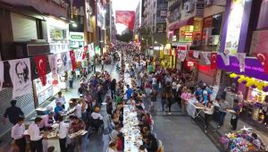 Karşıyaka Çarşı'da dev iftar buluşması 