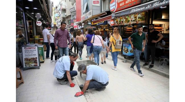 Karşıyaka’da işgale ‘kaldırım’ çözümü