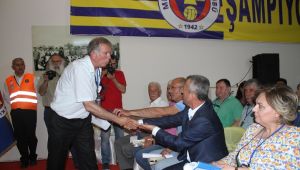 Menemenspor kongresi'nde olay