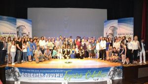 Özdemir Nutku Tiyatro Ödülleri