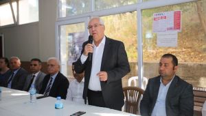 Selvitopu, belediye personeliyle bayramlaştı