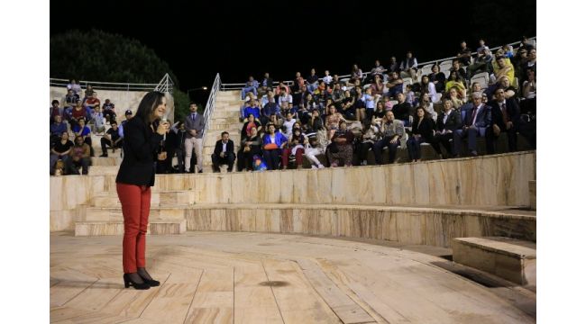 Sözünü Tuttu Ve Küçük Duru’ya Müjde Verdi