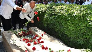  Ahmet Piriştina anıldı 