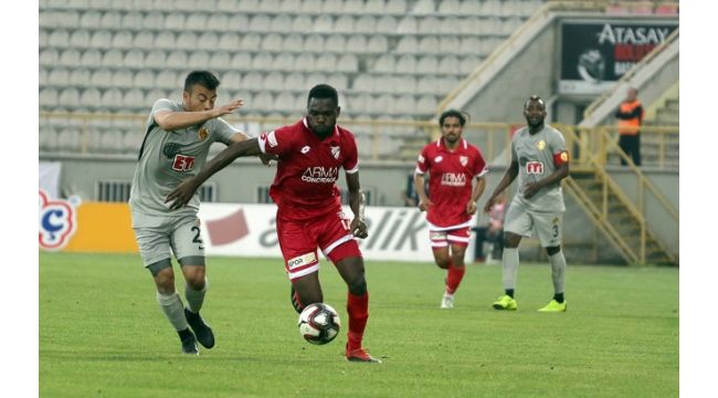 Altay bombaları patlattı