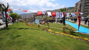 Karabağlar’a modern parklar 