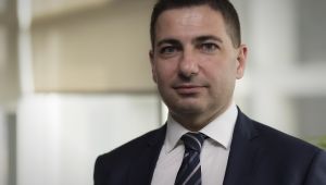 Yorglass CFO’su Uğur Şeker’e İngiltere’den ödül