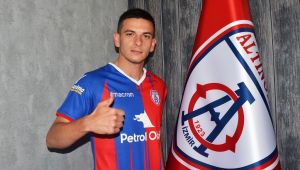 Altınordu'da Ersel imzaladı 