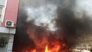 İzmir’in göbeğinde çöp dağları