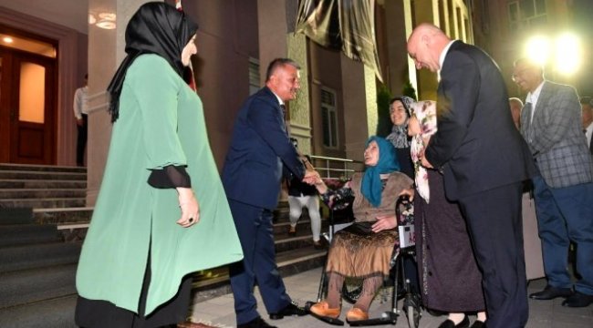 Vali Yazıcı'dan 30 Ağustos resepsiyonu