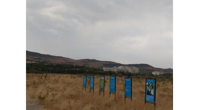 Askeri birlik arazisine yıldırım düştü