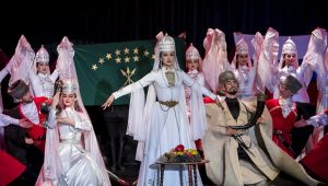 Kafkaslar Türkiye'de : «Nalmes» İzmir'e Geliyor!