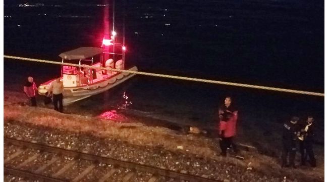 Balık tutarken tren çarptı