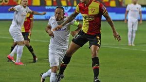 Göztepe, Kayserispor önünde