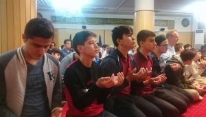 İzmir’de Mehmetçik için Fetih suresi okundu