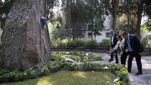  Tugay ve Sertel, Zübeyde Anne’yi unutmadı