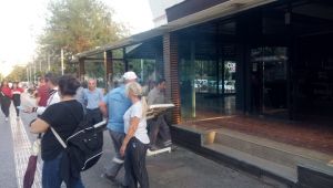 Zabıtalar Mahkeme Kararını Tanımadı