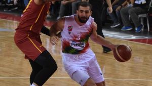 Pınar Karşıyaka farklı galip