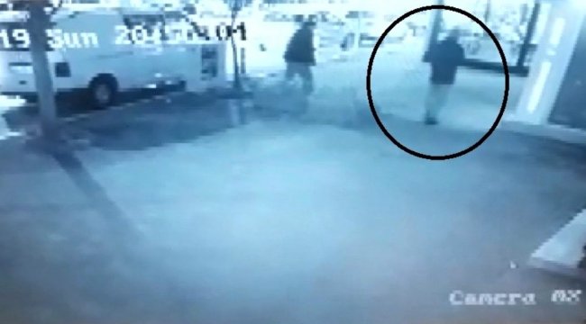 Katil zanlısının Dr. Gülcemal'i ATM'ye götürdüğü anlar kamerada