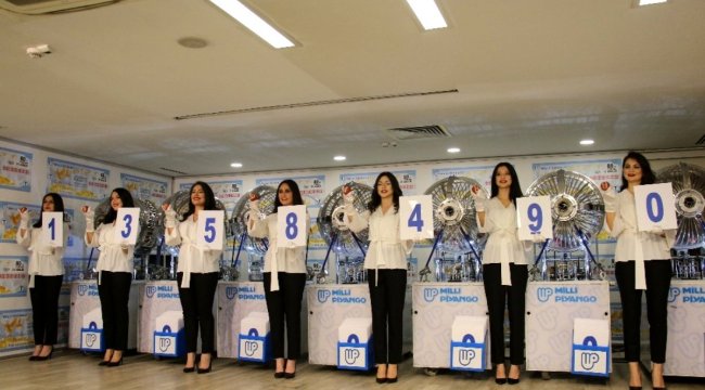 Milli Piyango'nun yılbaşı özel çekilişinde 80 milyon liralık büyük ikramiye '1358490' numaralı...