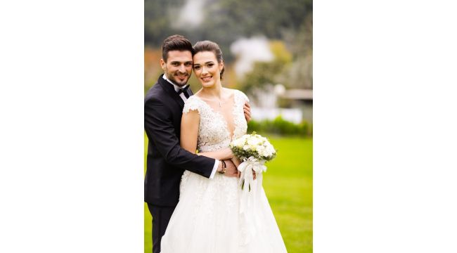 Okay Yokuşlu ve Melisa Kerman’ın aşkları evlilikle taçlandı