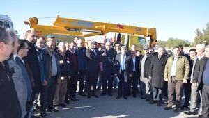 Kamyoncuların sorununu meclise taşıyacak