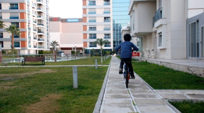 Hem yuvalarını hem kalplerini açtılar
