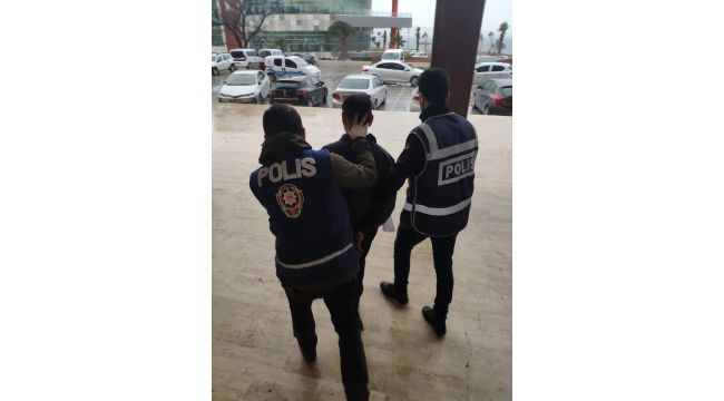 İzmir’de 9 evi soyan hırsız yakalandı