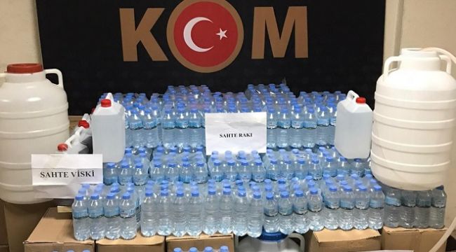 İzmir’de sahte içki imalathanesine baskın
