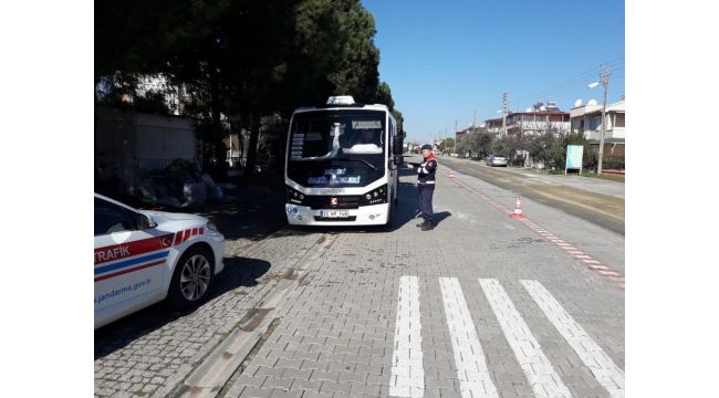 Jandarmadan İzmir genelinde trafik uygulaması