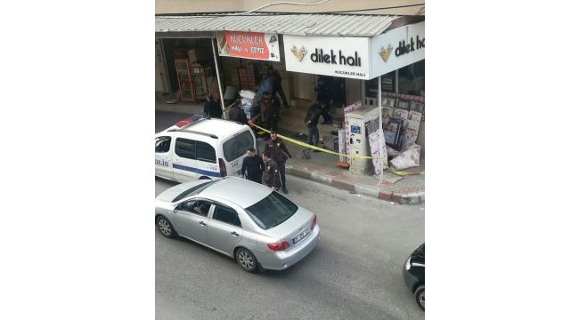 İzmir'de iş yeri önünde işlenen cinayetle ilgili 2 tutuklama