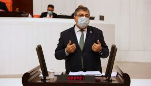  “Esnaf tümden perişan hele berber ve kuaförler”