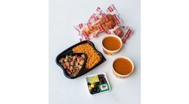 İftar menüsü gönüllülerden dağıtım Büyükşehir’den