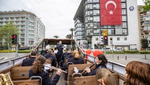 İzmir’de 23 Nisan coşkusu başladı