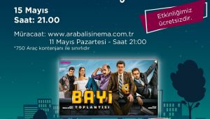 Açık havada sinema gösterimine büyük ilgi