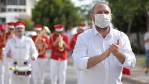 Çiğli Belediyesi 19 Mayıs Coşkusunu Göklere Taşıdı