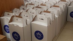 Karabağlar Belediyesi kahvehane esnafının da yanında