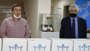 Konak Belediyesi esnaf ile omuz omuza