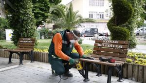 Konak parklarında tek kişilik bank dönemi