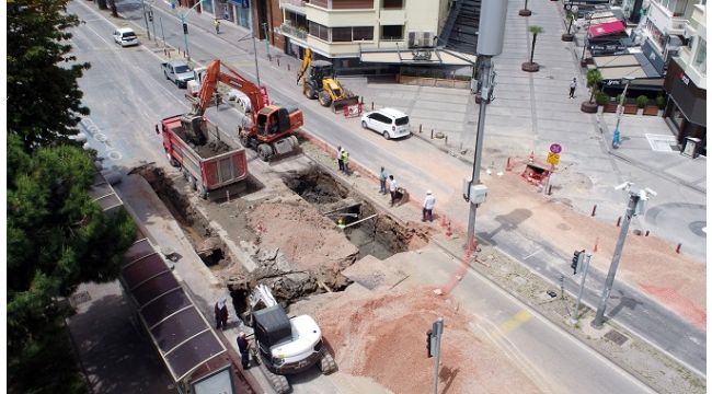 Talatpaşa Bulvarı’nda altyapı mesaisi