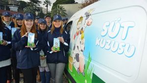 Büyükşehir 154 bin 500 çocuğa süt dağıtıyor