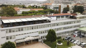 Deü Lokal Çatı Restaurant Misafirlerini Bekliyor